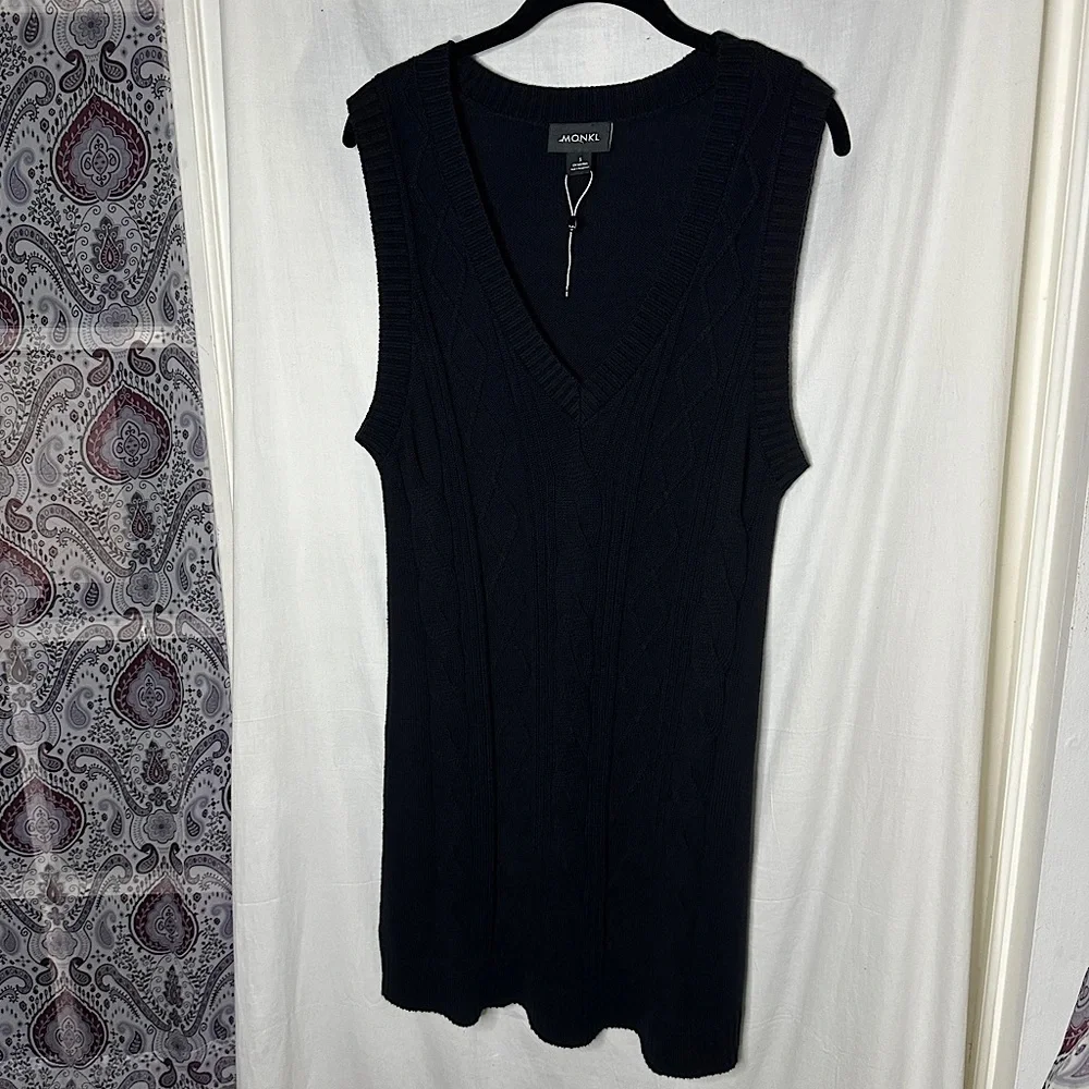 ASOS Monki Robin cotton knitted v neck sleeveless black mini dress - Picture 6 of 17